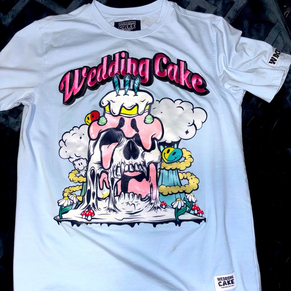 Wedding Cake T shirt Size Medium